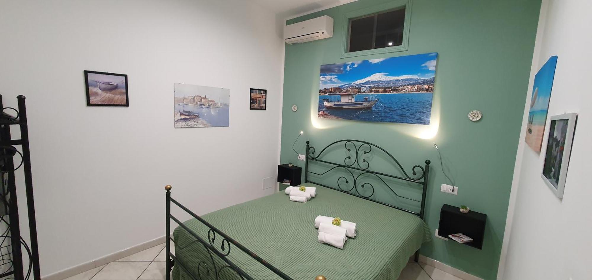 Tony & Doris Home Giardini Naxos Exteriör bild