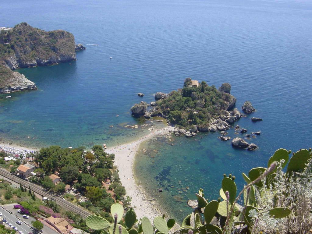 Tony & Doris Home Giardini Naxos Exteriör bild